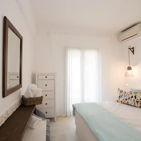 Feriehus Chic Designed House With 2 Bedrooms In Paros Drios