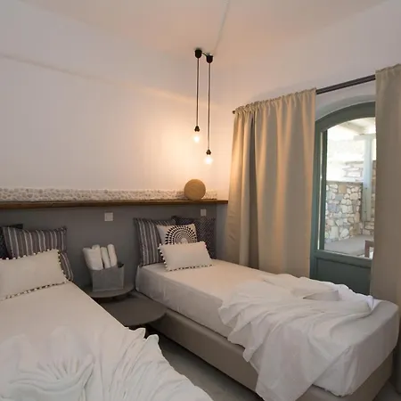 Chic Designed House With 2 Bedrooms In Paros