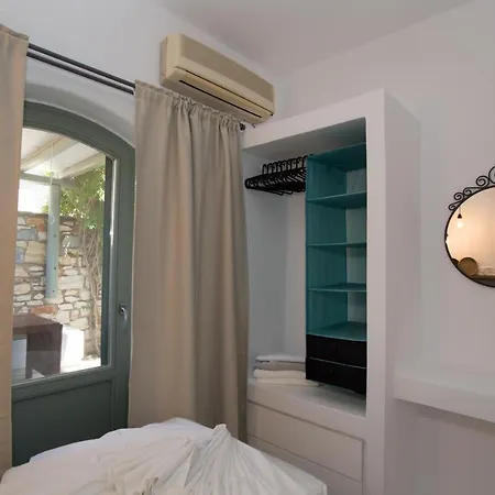 Chic Designed House With 2 Bedrooms In Paros Feriehus