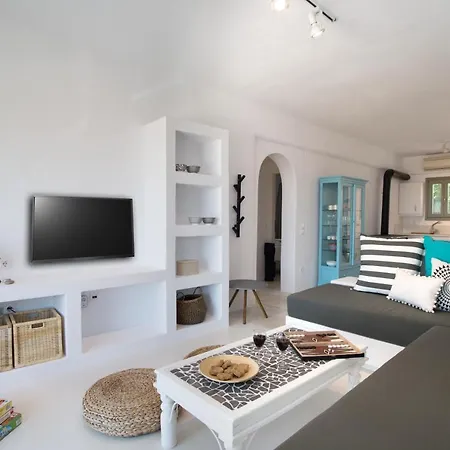 Chic Designed House With 2 Bedrooms In Paros דריוס